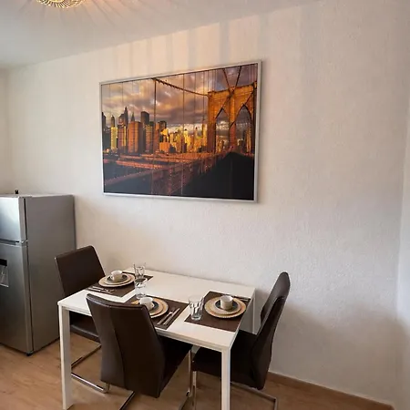 Bege Cozystay Apartman Essen