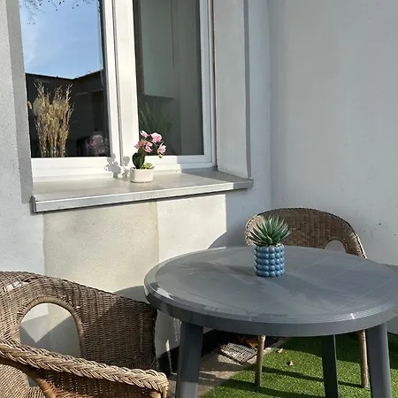 Bege Cozystay Apartman *